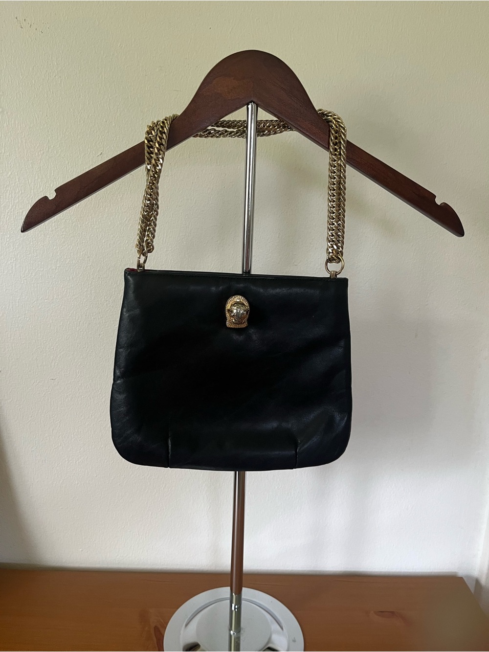 VTG Ruth Saltz black leather bag